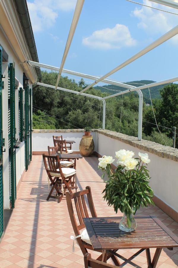 B&B Rubando Le Nuvole Orco Feglino Exterior photo